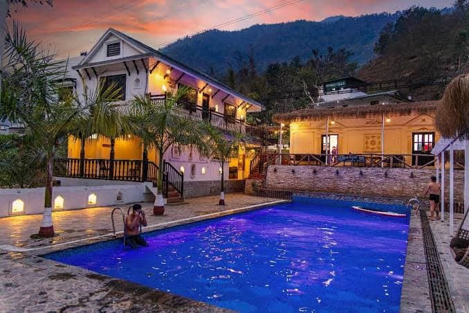 Trishuli Villa Resort Stay